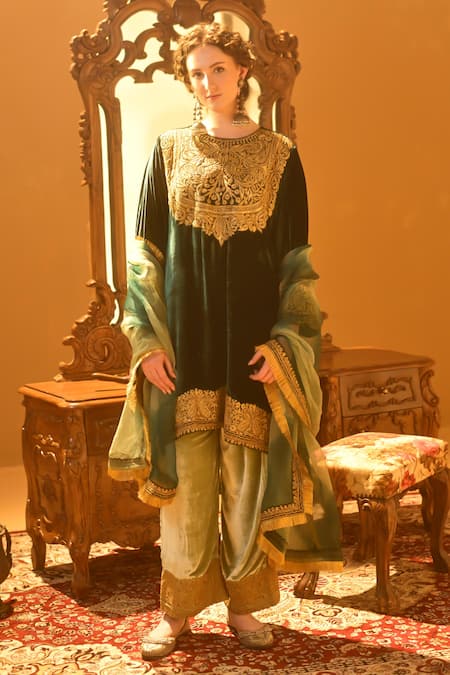 TULPALAV Pheran Straight Kurta Set 