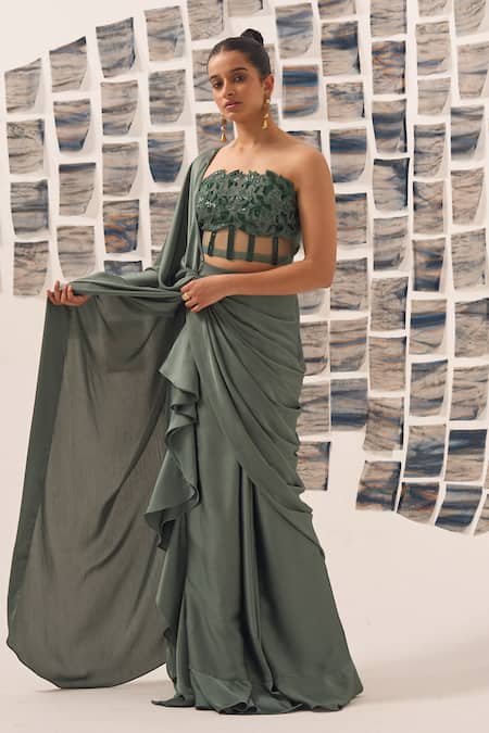 Detales Green Blouse Banarasi Silk Shimmer Solid Pre-draped Saree With Corset