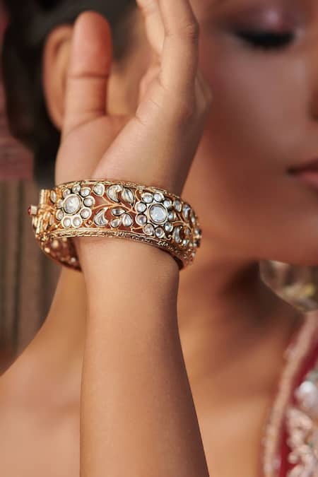 Curio Cottage Red Kundan Embellished Kada