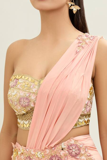 Aaryaa By Kashveen Kohli_Peach Net, Lycra Embroidery Sweetheart Neck Pre-draped Saree With Blouse _at_Aza_Fashions