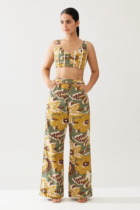 Buy Koai Green Cotton Botanical Print Flared Pant Online at Aza Fashions Buy_Koai_Green Cotton Botanical Print Flared Pant _Online_at_Aza_Fashions