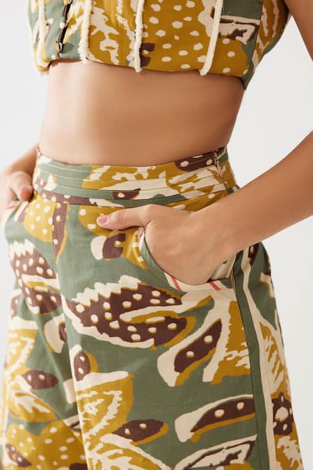 Shop Koai Green Cotton Botanical Print Flared Pant Online at Aza Fashions Shop_Koai_Green Cotton Botanical Print Flared Pant _Online_at_Aza_Fashions