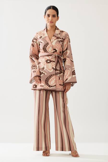 KoAi_Peach Poplin Collared Garden Print Jacket _Online_at_Aza_Fashions