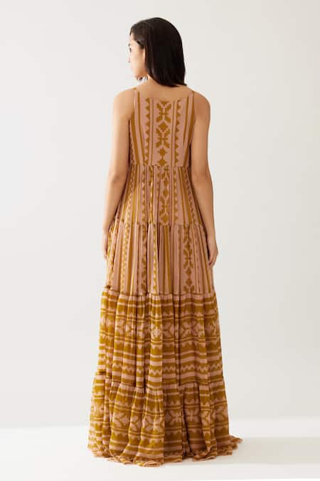 Shop Koai Pink Chiffon Round Neck Geometric Print Dress at Aza Fashions Shop_Koai_Pink Chiffon Round Neck Geometric Print Dress _at_Aza_Fashions