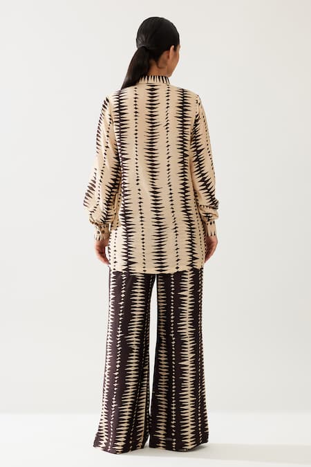 Shop Koai Cream Cotton, Silk Collared Prism Maze Print Chinese Shirt at Aza Fashions Shop_Koai_Cream Cotton, Silk Collared Prism Maze Print Chinese Shirt _at_Aza_Fashions