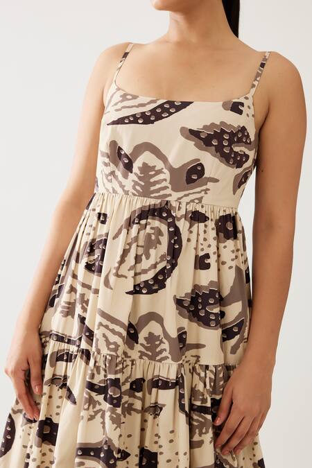 Buy_Koai_Cream Cotton, Poplin Square Neck Botanic Fleur Print Tiered Maxi Dress 