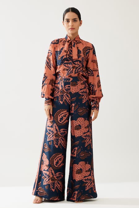 Buy Koai Blue Cotton, Silk Midnight Bloom Print Flared Pant Online at Aza Fashions Buy_Koai_Blue Cotton, Silk Midnight Bloom Print Flared Pant _Online_at_Aza_Fashions