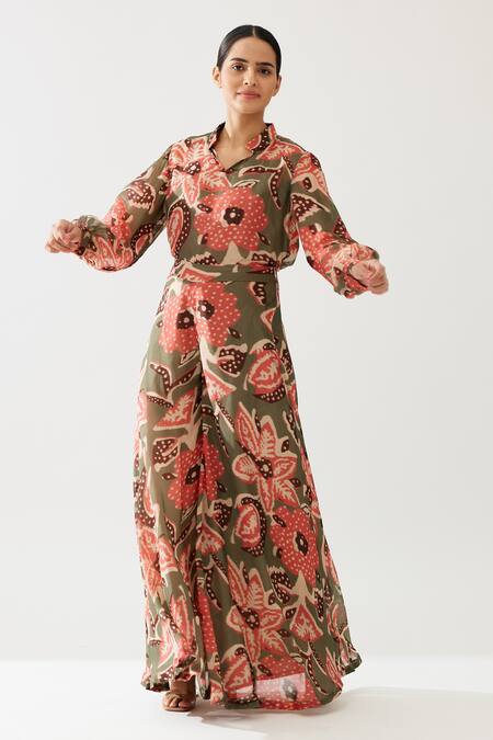 Shop_Koai_Green Chiffon Mandarin Collar Bloom Meadow Print Top _Online_at_Aza_Fashions