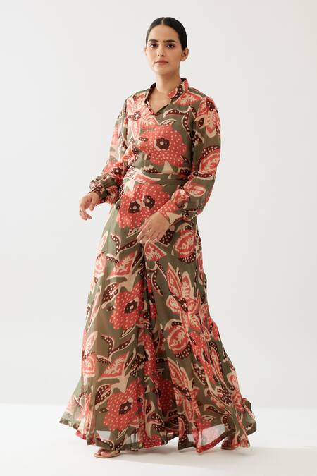 Shop_Koai_Green Chiffon Mandarin Collar Bloom Meadow Print Top _at_Aza_Fashions