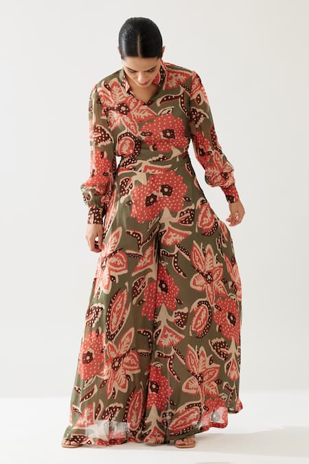 Shop_Koai_Green Cupro Chiffon Print Bloom Meadow Flared Pant _at_Aza_Fashions