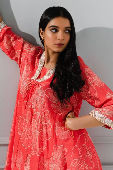 Megha Pitti_Coral Sequins, Beads V-neck Asymmetric Blossom Print Kurta With Pant _Online_at_Aza_Fashions