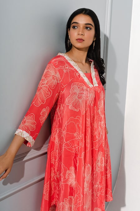 Buy_Megha Pitti_Coral Sequins, Beads V-neck Asymmetric Blossom Print Kurta With Pant _Online_at_Aza_Fashions