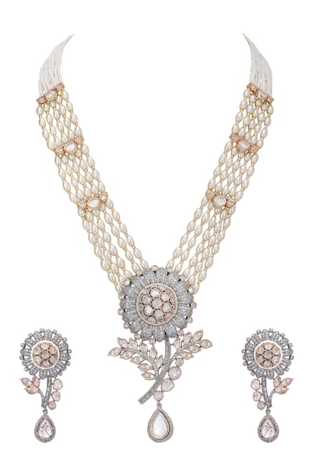 Buy_Auraa Trends_White Stones Floral Carved Pendant Necklace Set _Online_at_Aza_Fashions