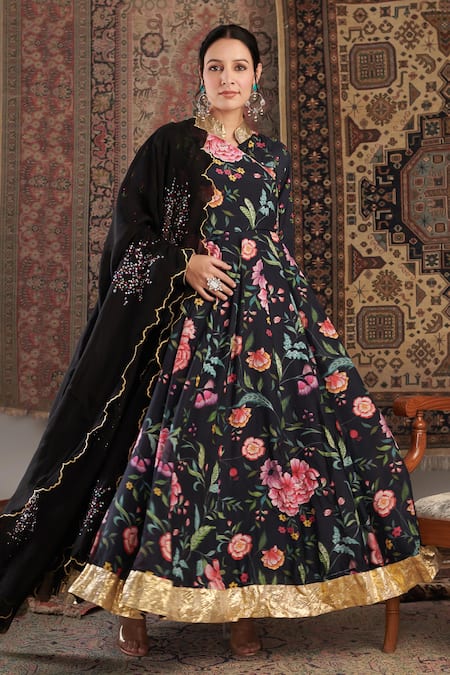 Negra Elegante Floral Pattern Anarkali Set 