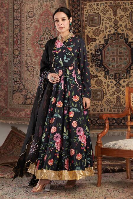 Negra Elegante Black Organza, Lycra, Cotton Satin, Cotton, Silk Floral Pattern Anarkali Set Online at Aza Fashions Negra Elegante_Black Organza, Lycra, Cotton Satin, Cotton, Silk Floral Pattern Anarkali Set _Online_at_Aza_Fashions