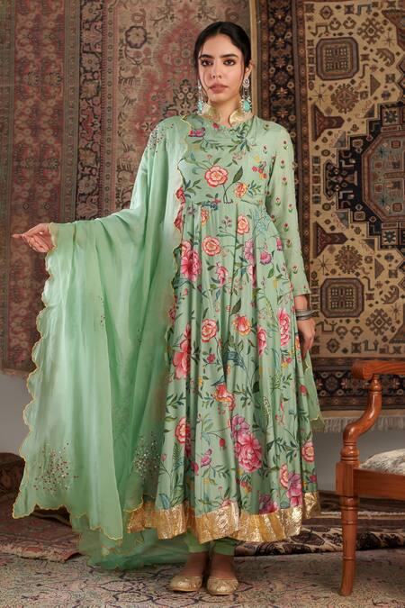 Negra Elegante Green Organza, Lycra, Satin, Floral Hand Anarkali Churidar Set Online at Aza Fashions Negra Elegante_Green Organza, Lycra, Satin, Floral Hand Anarkali Churidar Set _Online_at_Aza_Fashions