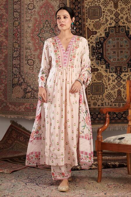 Negra Elegante Ivory Silk, Cotton Embroidery, Beads V-neck Gul Hand Straight Kurta Set Online at Aza Fashions Negra Elegante_Ivory Silk, Cotton Embroidery, Beads V-neck Gul Hand Straight Kurta Set _Online_at_Aza_Fashions