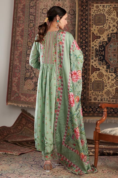 Negra Elegante Gul Floral Pattern Kurta Set 
