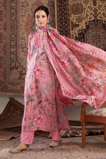 Negra Elegante_Pink Silk, Cotton Pearls, Sequins, Gul Floral Pattern Straight Kurta Set _Online_at_Aza_Fashions