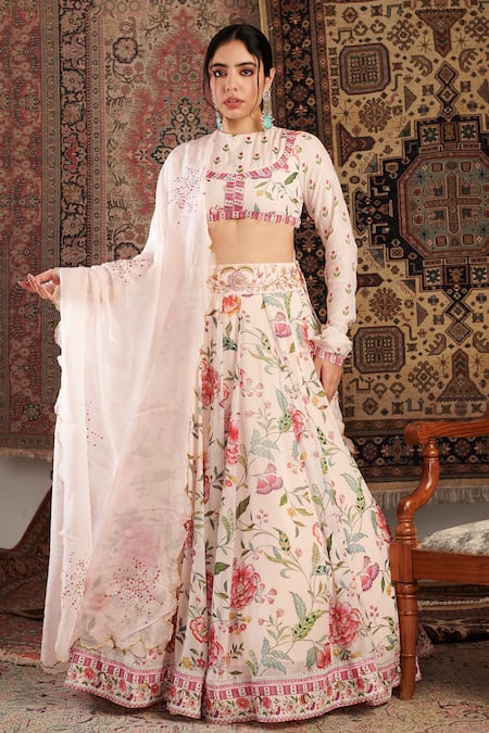 Negra Elegante_Ivory Organza, Georgette Embroidery, Zara Floral Pattern Lehenga Blouse Set _Online_at_Aza_Fashions