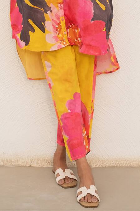 Silai Studio Yellow Poplin, Cotton Collared Tropical Print Kurta And Pant Set Online at Aza Fashions Silai Studio_Yellow Poplin, Cotton Collared Tropical Print Kurta And Pant Set _Online_at_Aza_Fashions