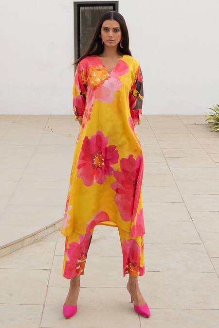 Buy Silai Studio Yellow Poplin Embroidery V-neck Floral Print A-line Kurta And Pant Set Online at Aza Fashions Buy_Silai Studio_Yellow Poplin Embroidery V-neck Floral Print A-line Kurta And Pant Set _Online_at_Aza_Fashions