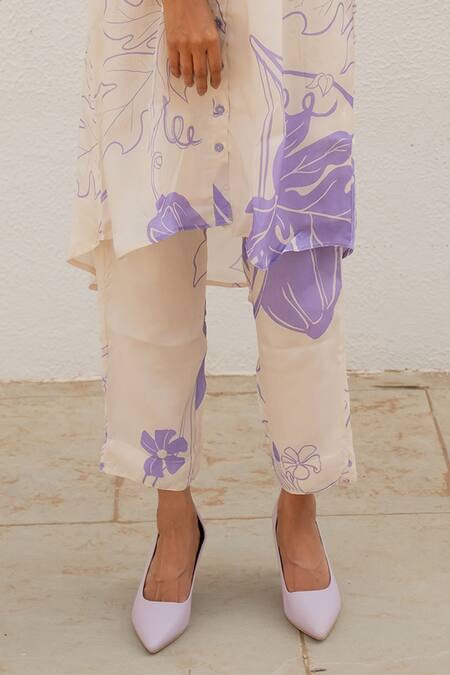 Silai Studio_Off White Silk, Voile Embroidery Collared Printed Kurta And Pant Set_Online_at_Aza_Fashions