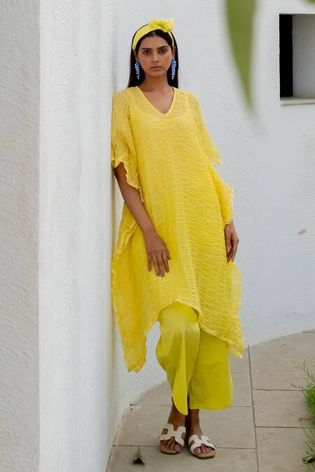 Shop Silai Studio Yellow Chanderi V-neck Textured Kaftan Pant Set Shop_Silai Studio_Yellow Chanderi V-neck Textured Kaftan Pant Set