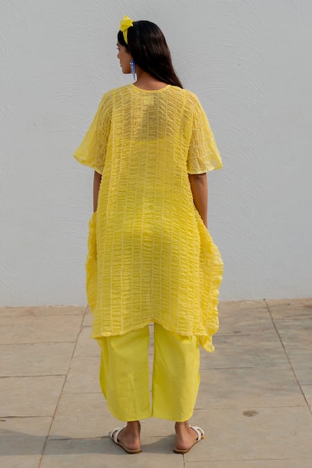 Shop_Silai Studio_Yellow Chanderi V-neck Textured Kaftan _at_Aza_Fashions