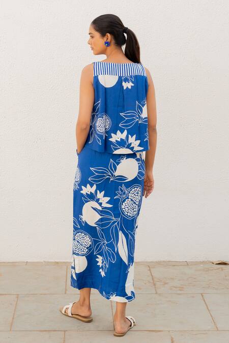 Shop Silai Studio Blue Cotton V-neck Floral Print Top And Skirt Set at Aza Fashions Shop_Silai Studio_Blue Cotton V-neck Floral Print Top And Skirt Set_at_Aza_Fashions