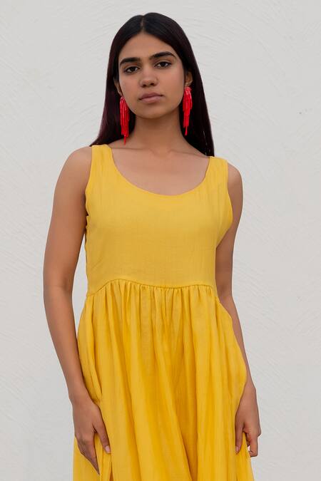 Silai Studio Yellow Chanderi Round Neck Plain Anarkali With Pant Online at Aza Fashions Silai Studio_Yellow Chanderi Round Neck Plain Anarkali With Pant_Online_at_Aza_Fashions