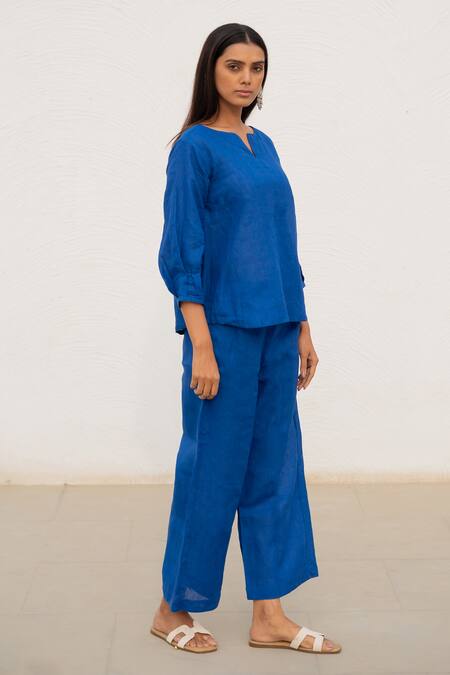 Buy_Silai Studio_Blue Linen Split V-neck Solid Top With Pant