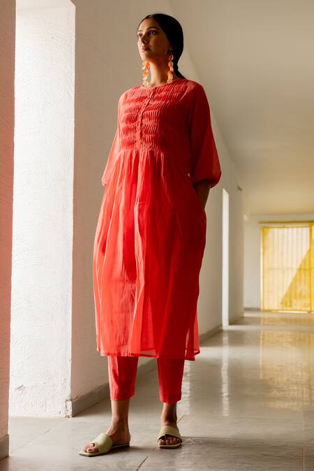 Silai Studio_Red Chanderi Round Neck Pleated Bodice Kurta With Pant_Online_at_Aza_Fashions