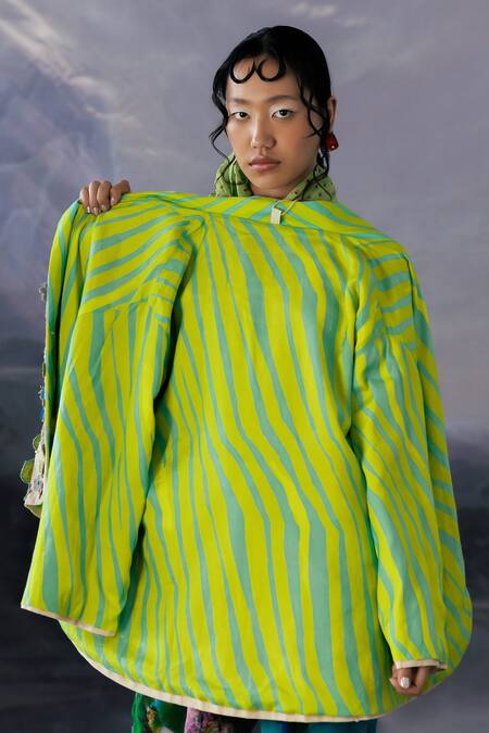 Yavi_Cream Canvas Sequins, Applique Collared Accord Floral Embroidered Jacket _Online_at_Aza_Fashions