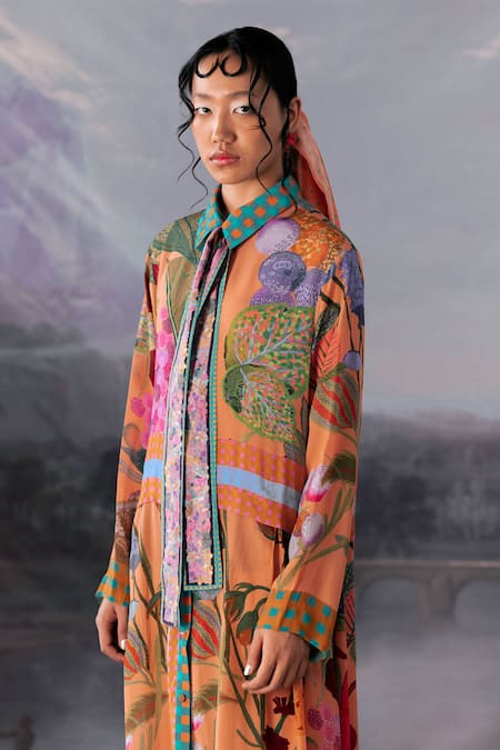 Yavi Coral Crepe Embroidery Collared Barbi Print Midi Dress Online at Aza Fashions Yavi_Coral Crepe Embroidery Collared Barbi Print Midi Dress _Online_at_Aza_Fashions