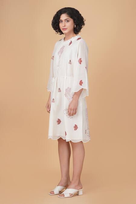 Arcvsh By Pallavi Singh Ivory Chanderi, Cotton Embroidery Round Neck Hakoni Print Dress Online at Aza Fashions Arcvsh By Pallavi Singh_Ivory Chanderi, Cotton Embroidery Round Neck Hakoni Print Dress _Online_at_Aza_Fashions