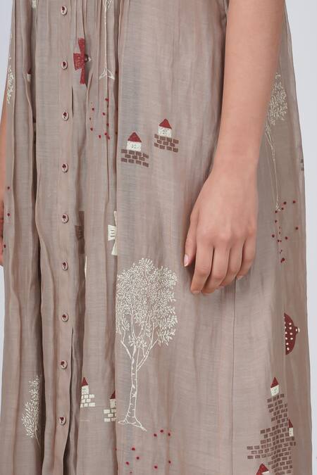 Shop Arcvsh By Pallavi Singh Beige Chanderi Cotton Bandeau Neck Hakuna Print Pintucked Dress Online at Aza Fashions Shop_Arcvsh By Pallavi Singh_Beige Chanderi Cotton Bandeau Neck Hakuna Print Pintucked Dress _Online_at_Aza_Fashions