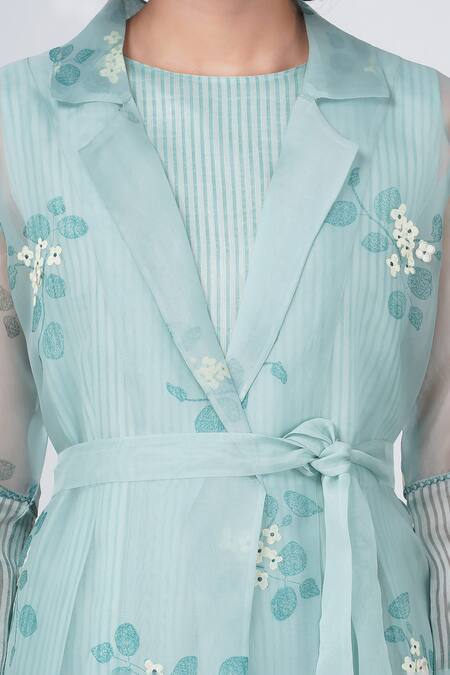 Arcvsh By Pallavi Singh Blue Organza Sequins, Embroidery Striped Jumpsuit And Sakura Print Jacket Set at Aza Fashions Arcvsh By Pallavi Singh_Blue Organza Sequins, Embroidery Striped Jumpsuit And Sakura Print Jacket Set _at_Aza_Fashions