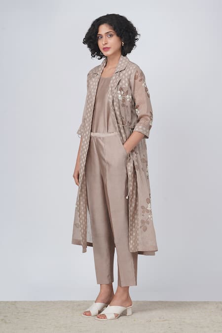 Arcvsh By Pallavi Singh Beige Organza, Silk, Chanderi Embroidery Sakura Print Jacket And Straight Pant Set at Aza Fashions Arcvsh By Pallavi Singh_Beige Organza, Silk, Chanderi Embroidery Sakura Print Jacket And Straight Pant Set _at_Aza_Fashions