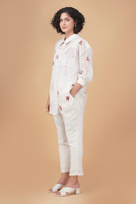 Buy Arcvsh By Pallavi Singh Ivory , Chanderi Embroidery Shawl Hakoni Print Shirt And Pant Set Online at Aza Fashions Buy_Arcvsh By Pallavi Singh_Ivory , Chanderi Embroidery Shawl Hakoni Print Shirt And Pant Set _Online_at_Aza_Fashions