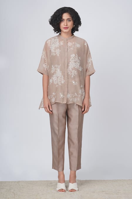 Arcvsh By Pallavi Singh_Beige Cotton, Chanderi Embroidery Yuri Floral Print Kaftan Shirt And Pant Set _Online_at_Aza_Fashions