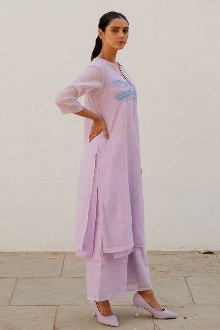 Silai Studio Purple Chanderi Sequins, Beads Round Neck Threadwork Kurta With Pant at Aza Fashions Silai Studio_Purple Chanderi Sequins, Beads Round Neck Threadwork Kurta With Pant_at_Aza_Fashions