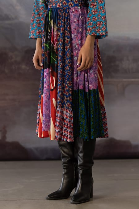 Yavi_Multi Color Crepe Ava Printed Midi Skirt _Online_at_Aza_Fashions