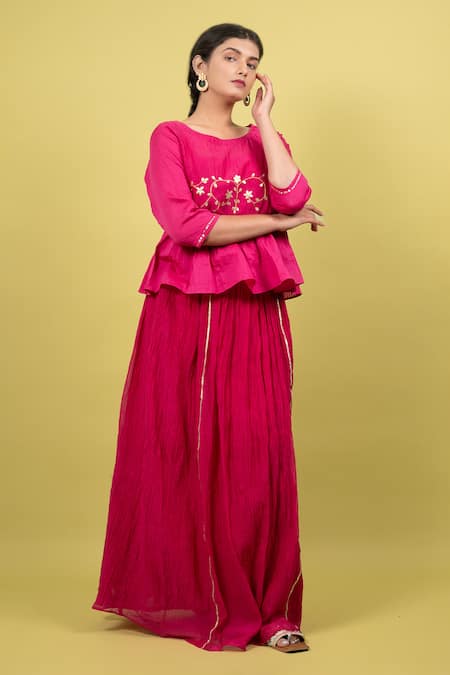 KKANYAAH Floral Embroidered Tunic Skirt Set 