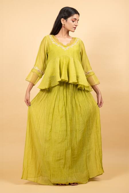 Buy_KKANYAAH_Green Silk, Handloom Cotton, Organza Embroidery V-neck Hand Tunic Skirt Set 