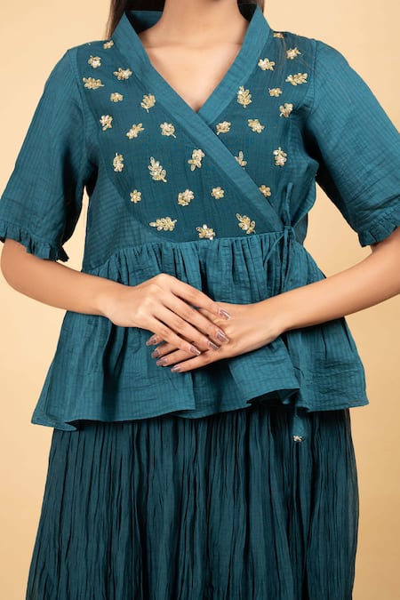Shop_KKANYAAH_Green Silk, Handloom Cotton, Organza Embroidery Floral Hand Wrap Tunic Set 