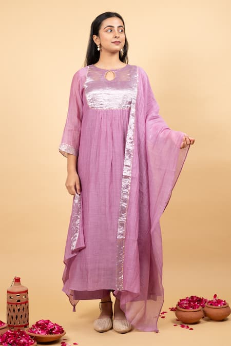 KKANYAAH Handwoven Kurta Pant Set 