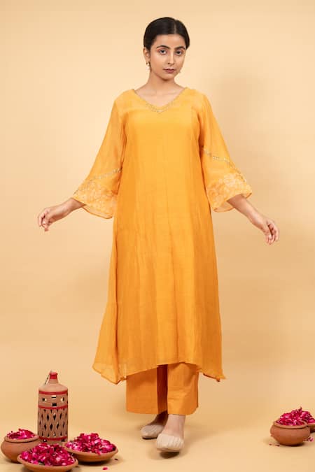 KKANYAAH Yellow Silk, Cotton Embroidery, Sequins V-neck Handwoven Kurta Set Online at Aza Fashions KKANYAAH_Yellow Silk, Cotton Embroidery, Sequins V-neck Handwoven Kurta Set _Online_at_Aza_Fashions
