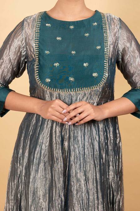 Buy KKANYAAH Green Tissue, Cotton, Organza Zari, Sequins Round Handwoven Silk Anarkali Set Online at Aza Fashions Buy_KKANYAAH_Green Tissue, Cotton, Organza Zari, Sequins Round Handwoven Silk Anarkali Set _Online_at_Aza_Fashions