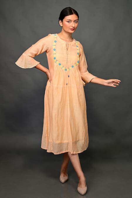 Shop KKANYAAH Orange Handloom Cotton, Silk Embroidery Split V-neck Threadwork Dress at Aza Fashions Shop_KKANYAAH_Orange Handloom Cotton, Silk Embroidery Split V-neck Threadwork Dress _at_Aza_Fashions